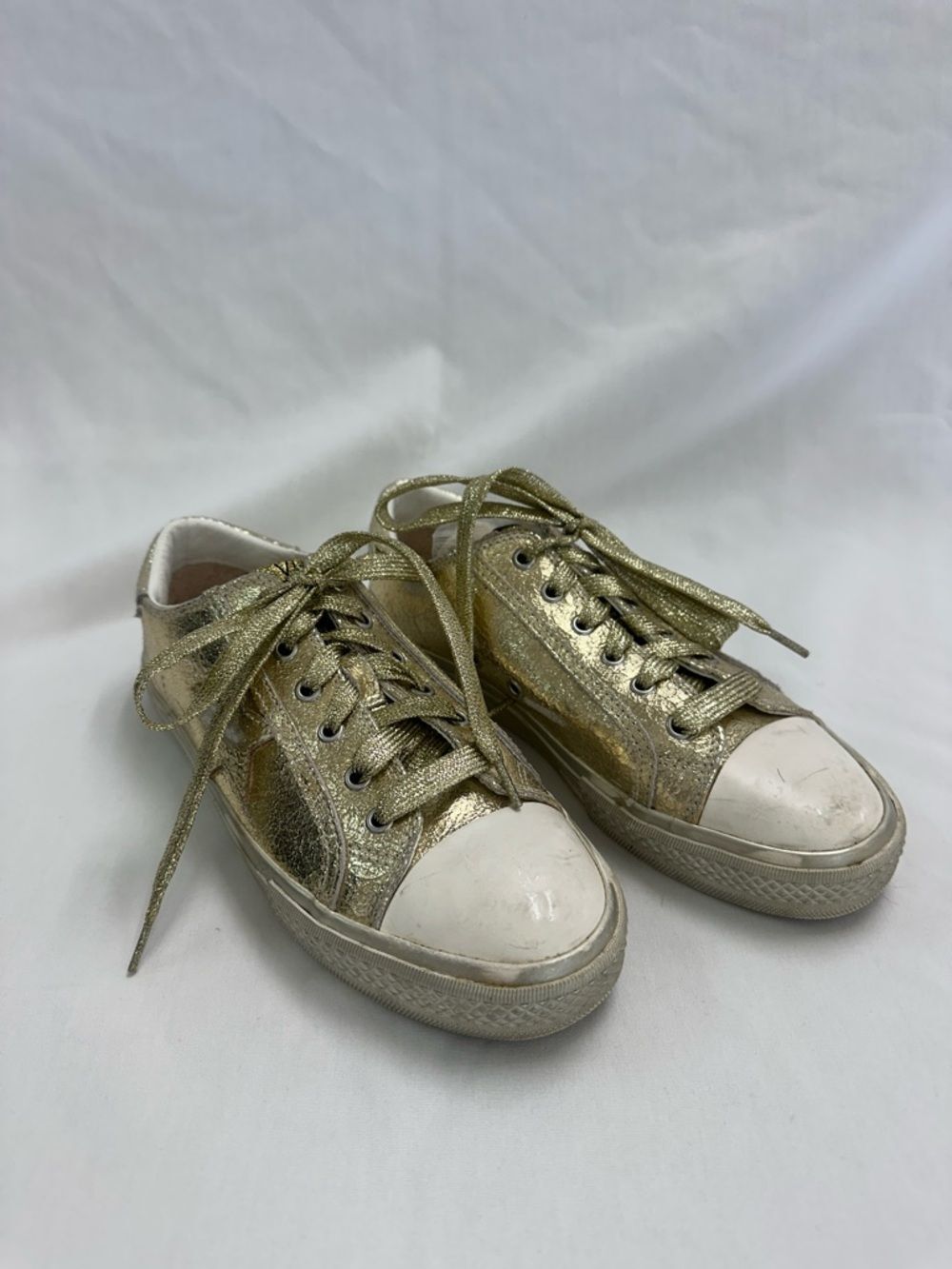 Vintage Havana Gold Metallic Low-Top Sneakers